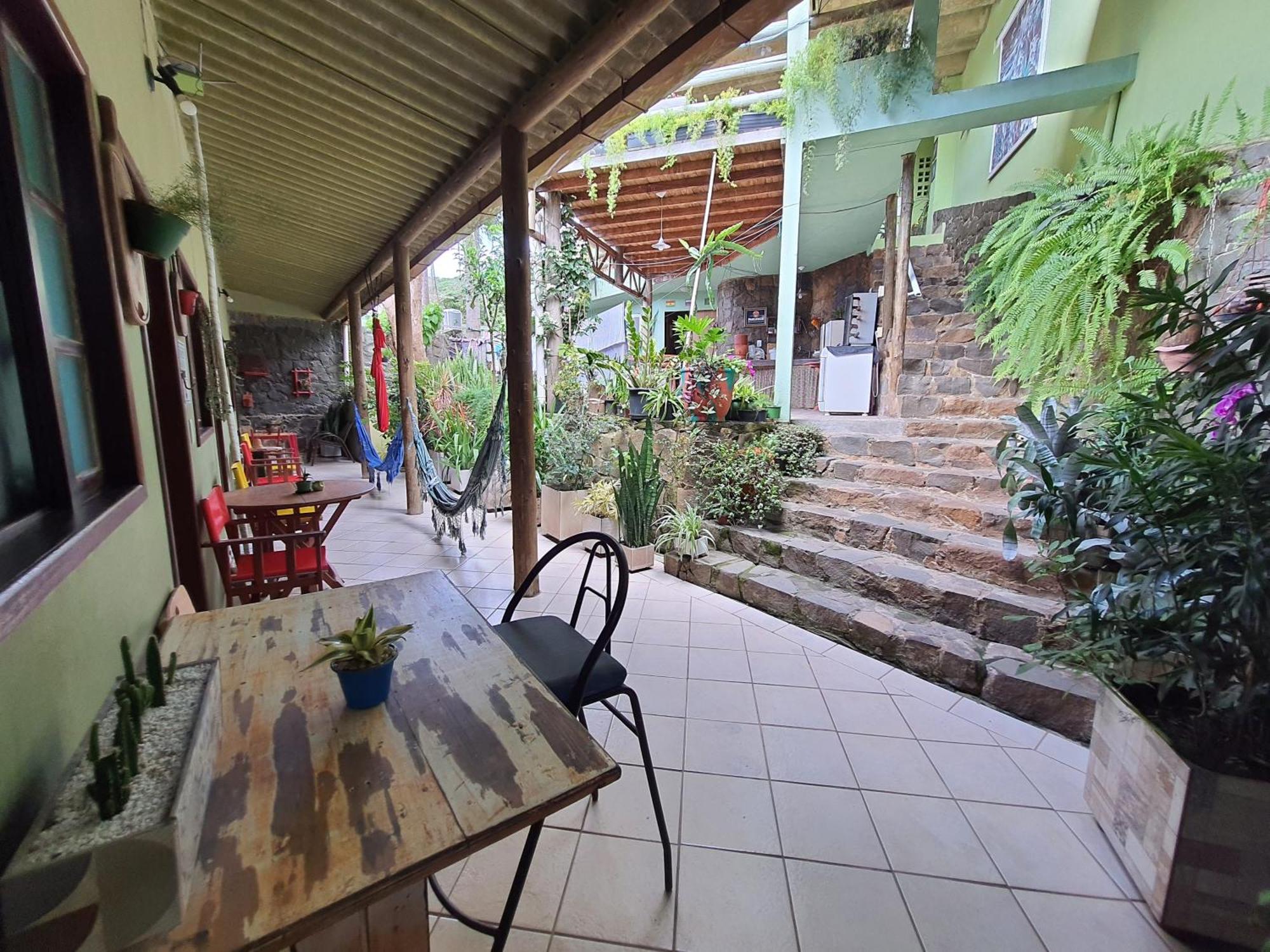 Joaquina 433 - Pousada Floripa ฟลอเรียนอโปลิส ภายนอก รูปภาพ